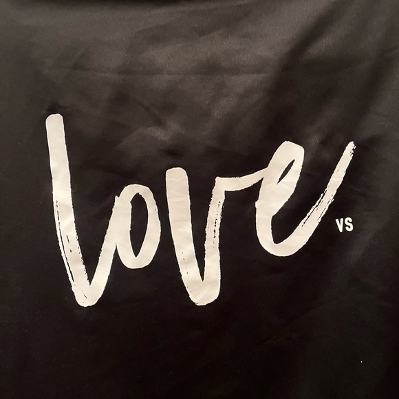 VS Silk Robe - Picture 3 of 3